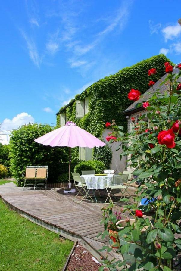 Chez Claire Bed and Breakfast Chamborand Exteriör bild